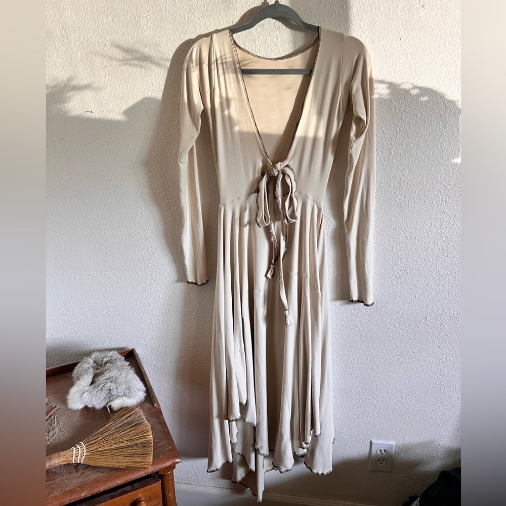 Threaded Intention white wrap dressXS/S